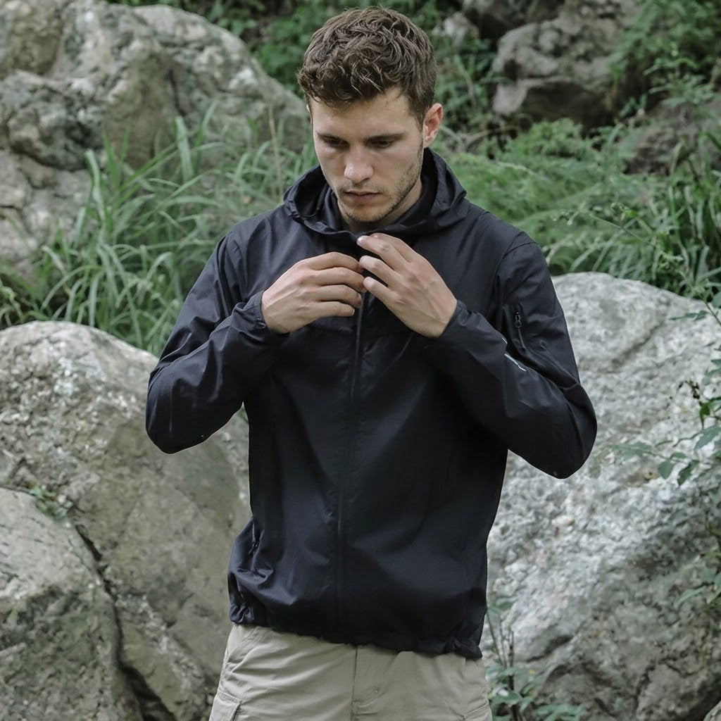 Leichte Kapuzenjacke – UPF 50+ &amp; Windschutz